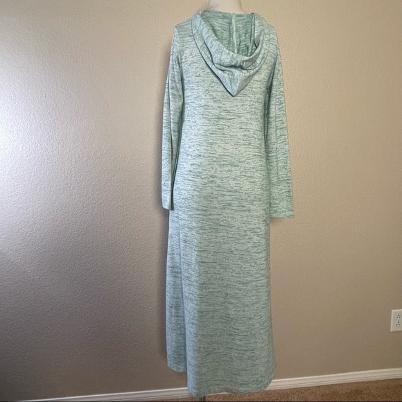 SOFT SURROUNDINGS BLUE LING SLEEVE HOODED GOWN/DRESS - Picture 4 of 6